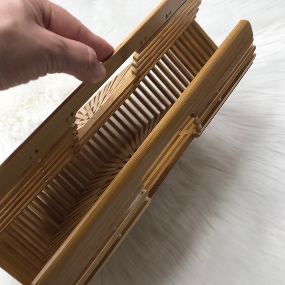 Half Moon Bamboo Handbag Brand New - Picture 4 of 7